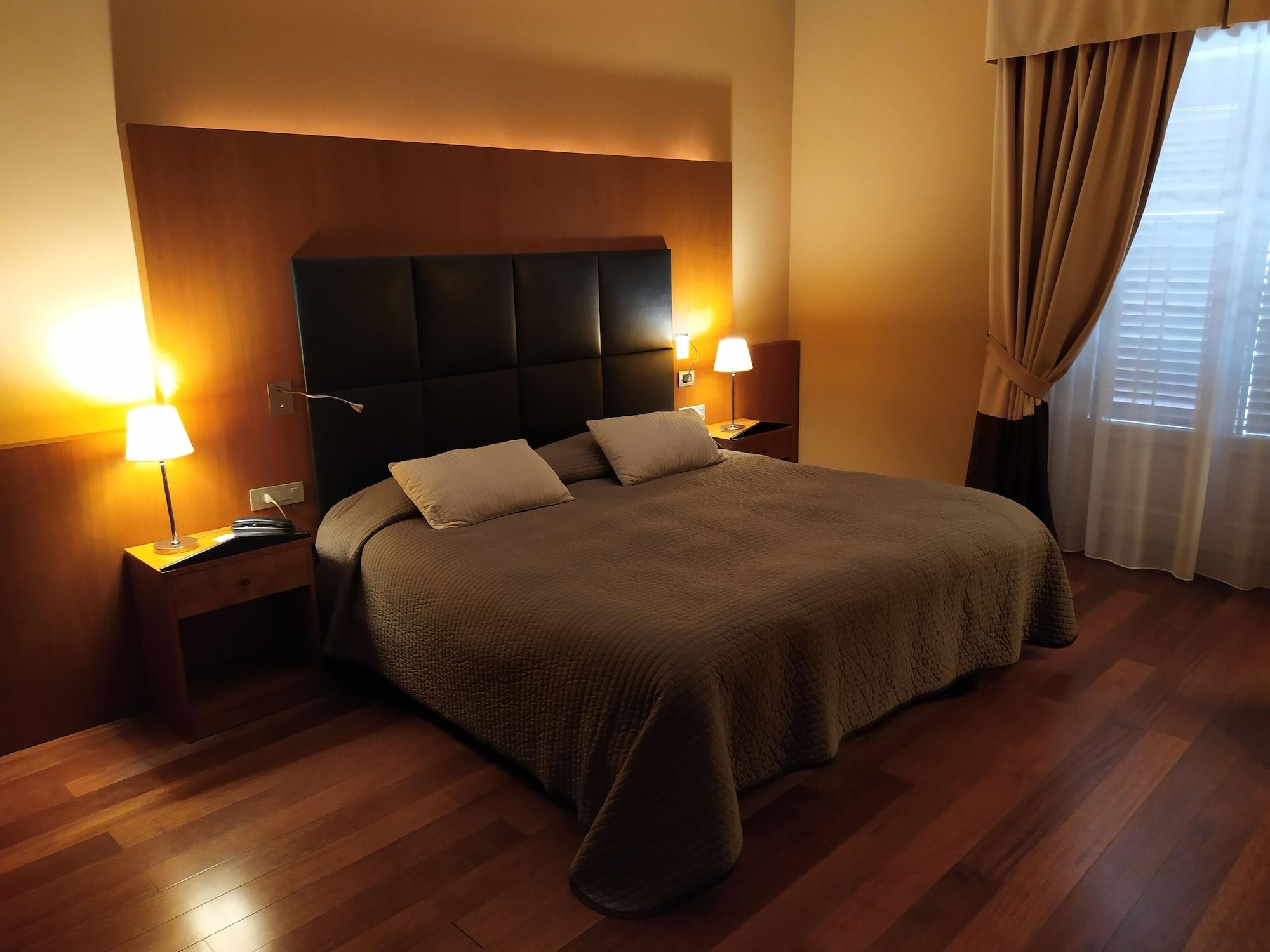 Hotel Porta Felice & Spa Palermo Bagian luar foto