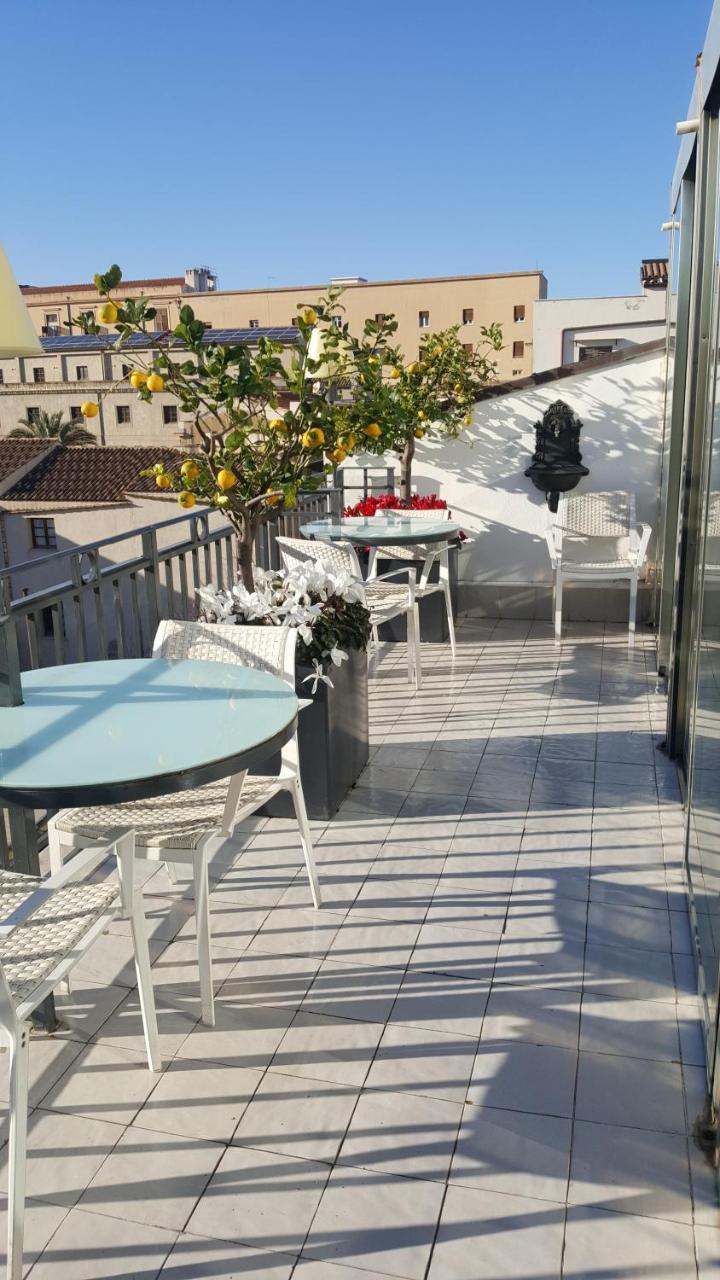 Hotel Porta Felice & Spa Palermo Bagian luar foto