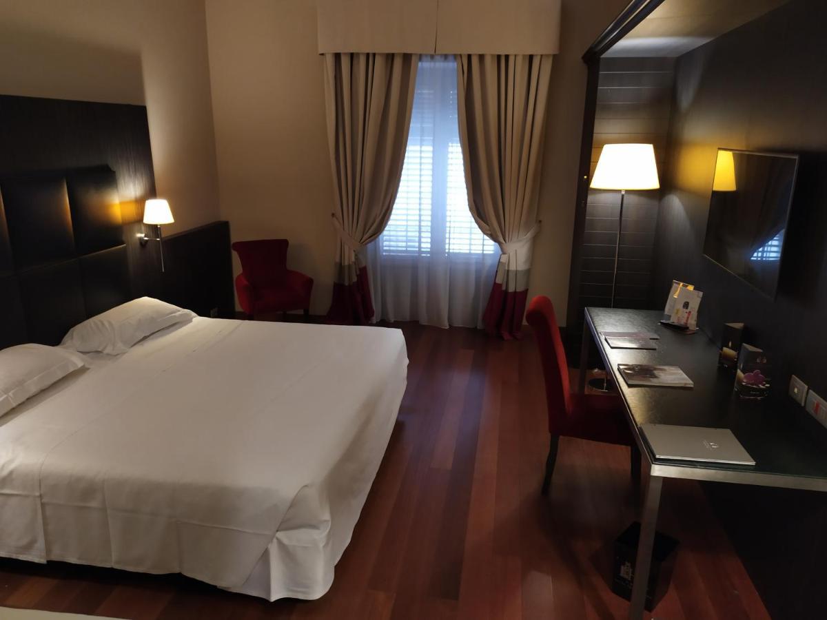 Hotel Porta Felice & Spa Palermo Bagian luar foto